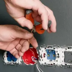 Osadzenie Puszki Elektrycznej: Jakie Są Koszty? Bezpieczny Dom