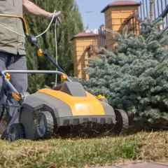 Wertykulacja: Ile Kosztuje za m2? Zadbaj o Zdrowy Trawnik Tanio