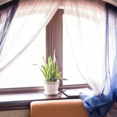 Roleta na Okno Łukowe: Nietypowe Rozwiązania dla Twojego Domu