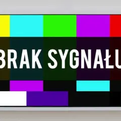 Kolorowe pasy testowe telewizora z napisem "BRAK SYGNAŁU".