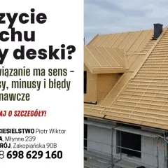Budowa dachu z deskowaniem, widok z góry. Rozważasz OSB czy deski? Zadzwoń po fachową pomoc!