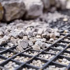 Kratka Pod Kruszywo: Jak Wzmocnić Podłoże Pod Kostkę Brukową?